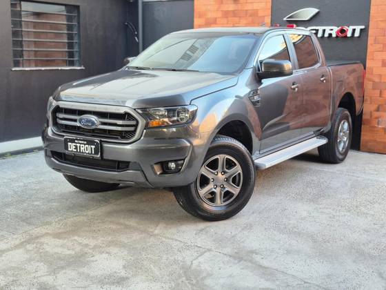 FORD RANGER 2.2 XLS 4X2 CD 16V DIESEL 4P AUTOMÁTICO